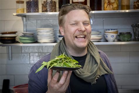  Napsi! Yksi Kuorellisista Olentojen Ihailtavin Ruoka-Astuilla - Miten Napsi Elää?